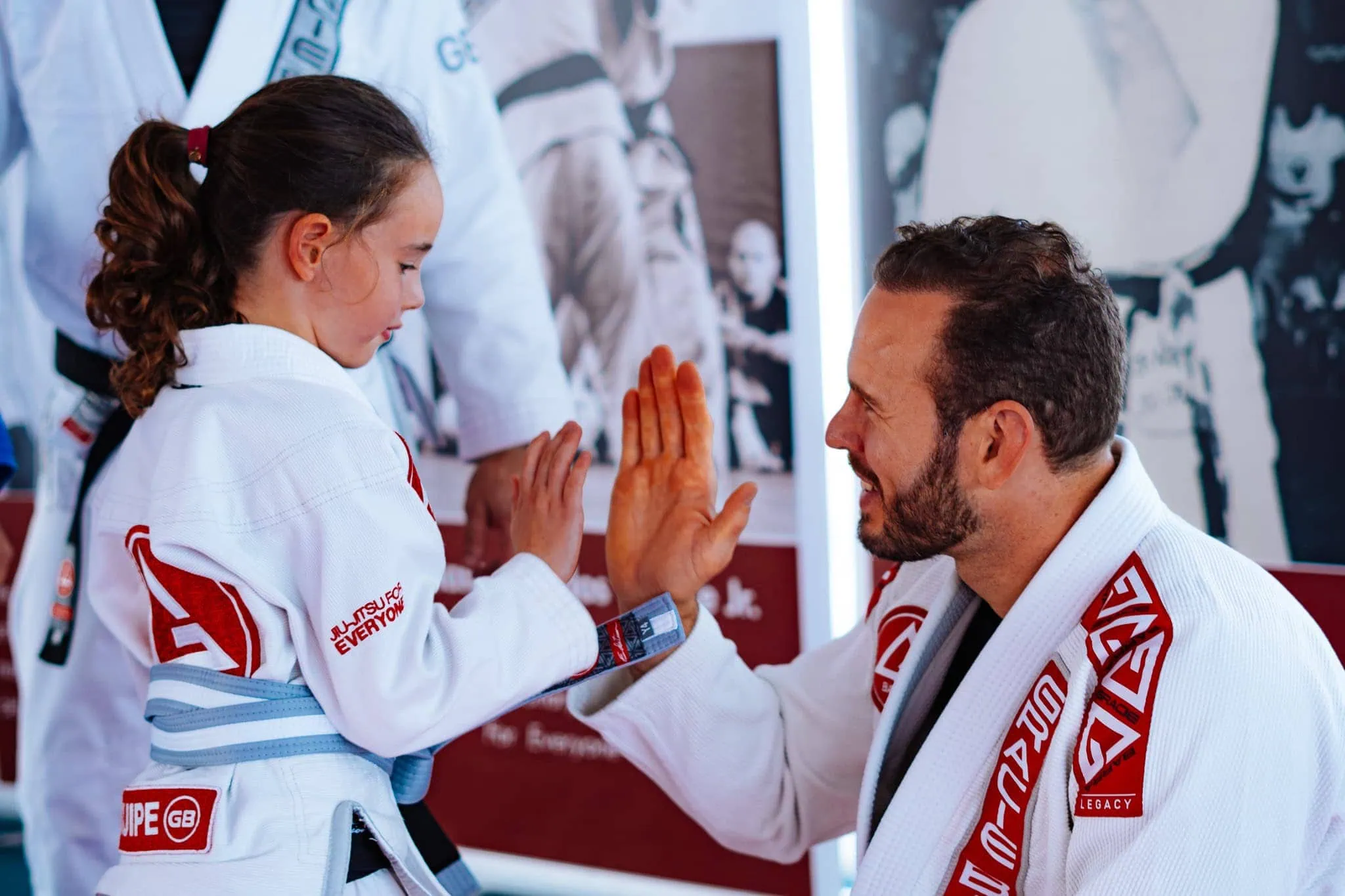 Jiu-Jitsu Brasileño para Niños en Gracie Barra Tenerife - Desarrollo de Valores y Habilidades